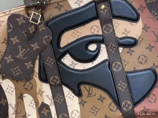 Frstbag ru VUITTON LOUIS BANDOULIÈRE KEEPALL 45  0611